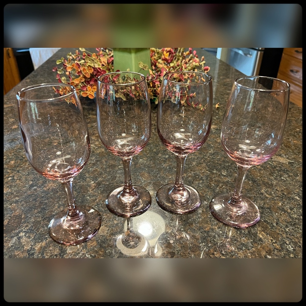 Libbey-Vintage ‘Premier’ Pink Rose Blush Wine Glasses